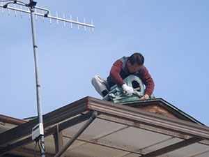 屋根銅板補修作業2